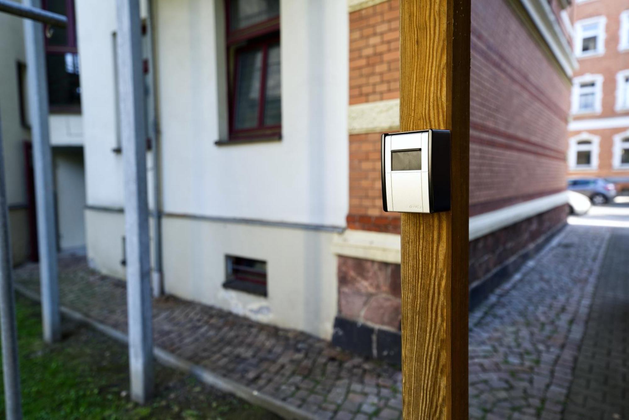 Edler Wohnraum Noble Stadtoase Mit Boxspringbett, Kaffeevollautomat & Parkplatz Zwickau Zewnętrze zdjęcie