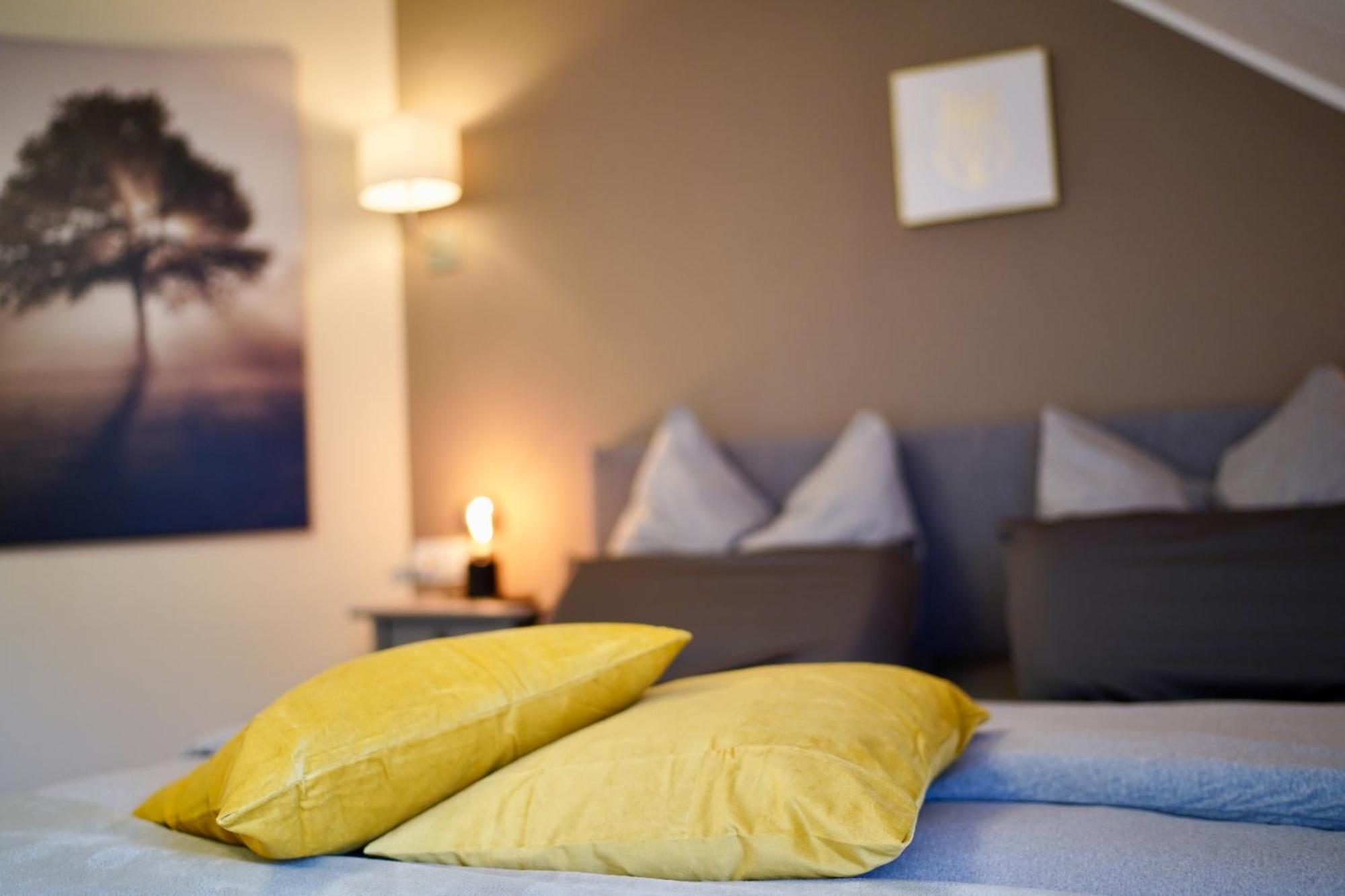 Edler Wohnraum Noble Stadtoase Mit Boxspringbett, Kaffeevollautomat & Parkplatz Zwickau Zewnętrze zdjęcie