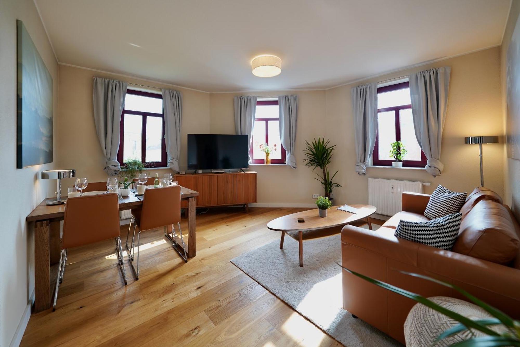 Edler Wohnraum Noble Stadtoase Mit Boxspringbett, Kaffeevollautomat & Parkplatz Zwickau Zewnętrze zdjęcie