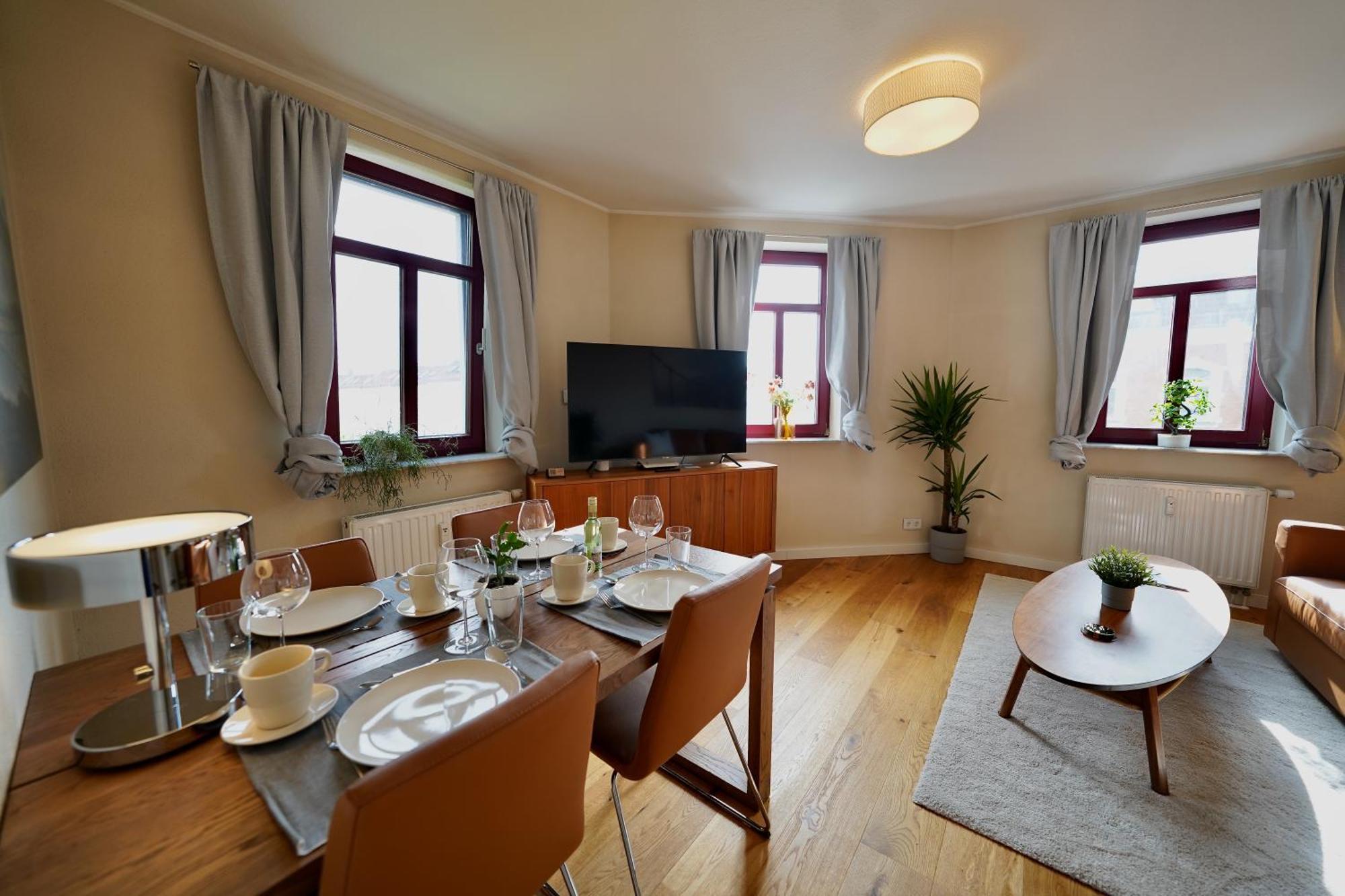 Edler Wohnraum Noble Stadtoase Mit Boxspringbett, Kaffeevollautomat & Parkplatz Zwickau Zewnętrze zdjęcie
